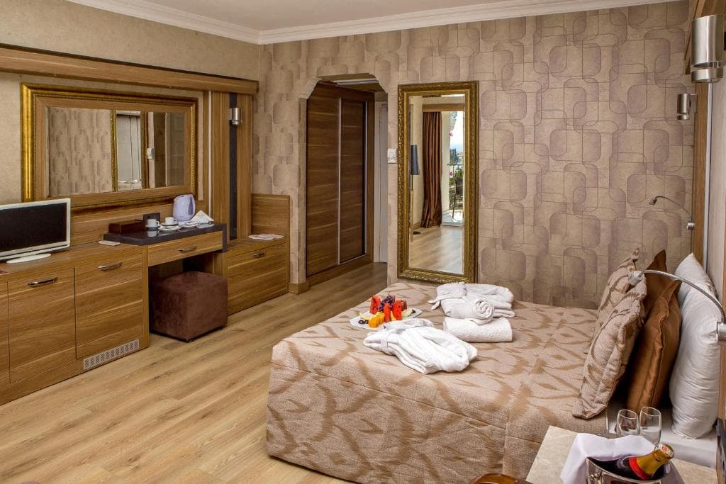 Laur Hotels Experience and Elegance - 5