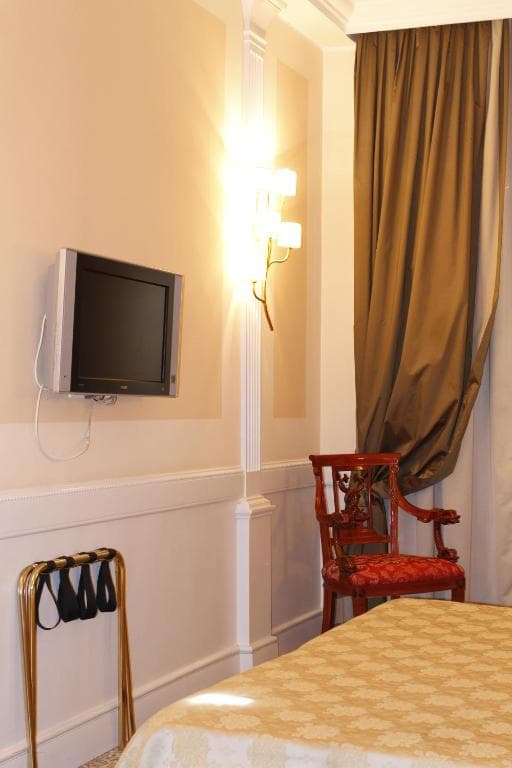 Boutique Hotel Trevi - 19