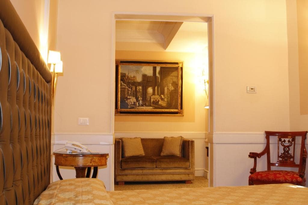 Boutique Hotel Trevi - 22
