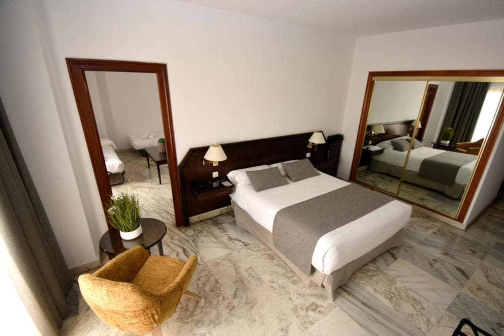 Hotel Turia - 14