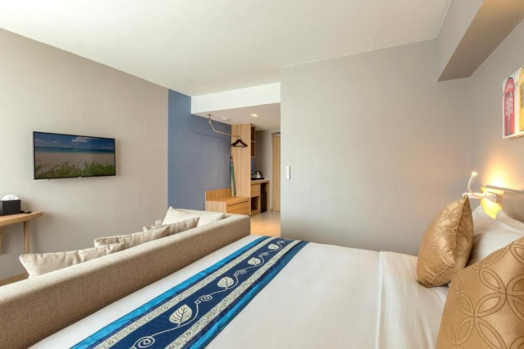 Hotel Mercure Phuket Patong Journeyhub - 13