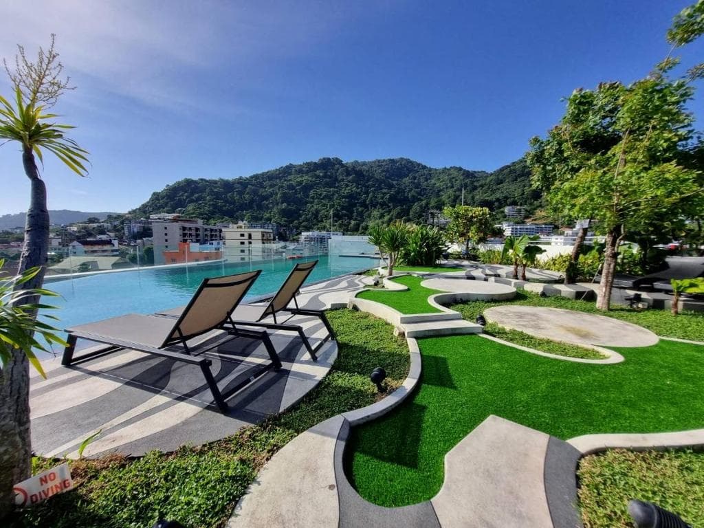Hotel Mercure Phuket Patong Journeyhub - 1