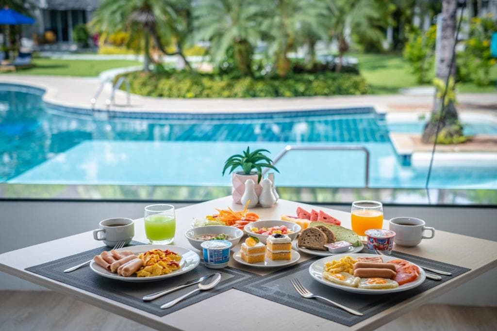 NH Boat Lagoon Phuket Resort - 42