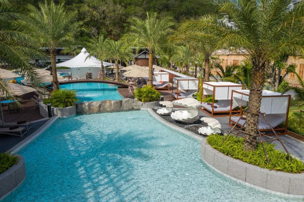 Patong Bay Hill Resort - 16