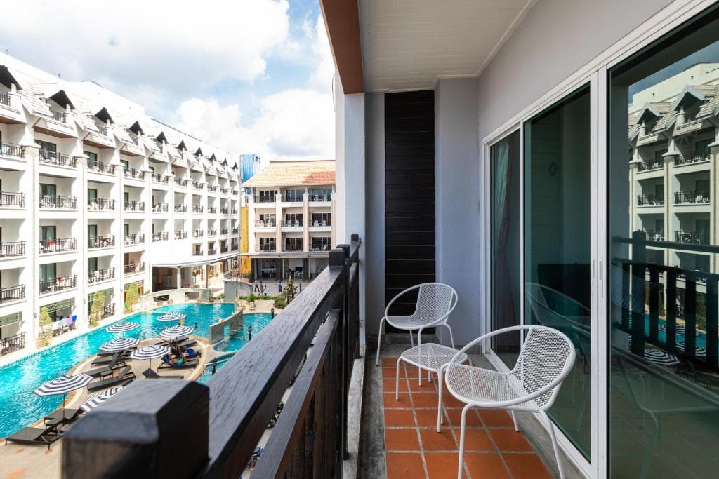 Hotel Amata Patong - 4