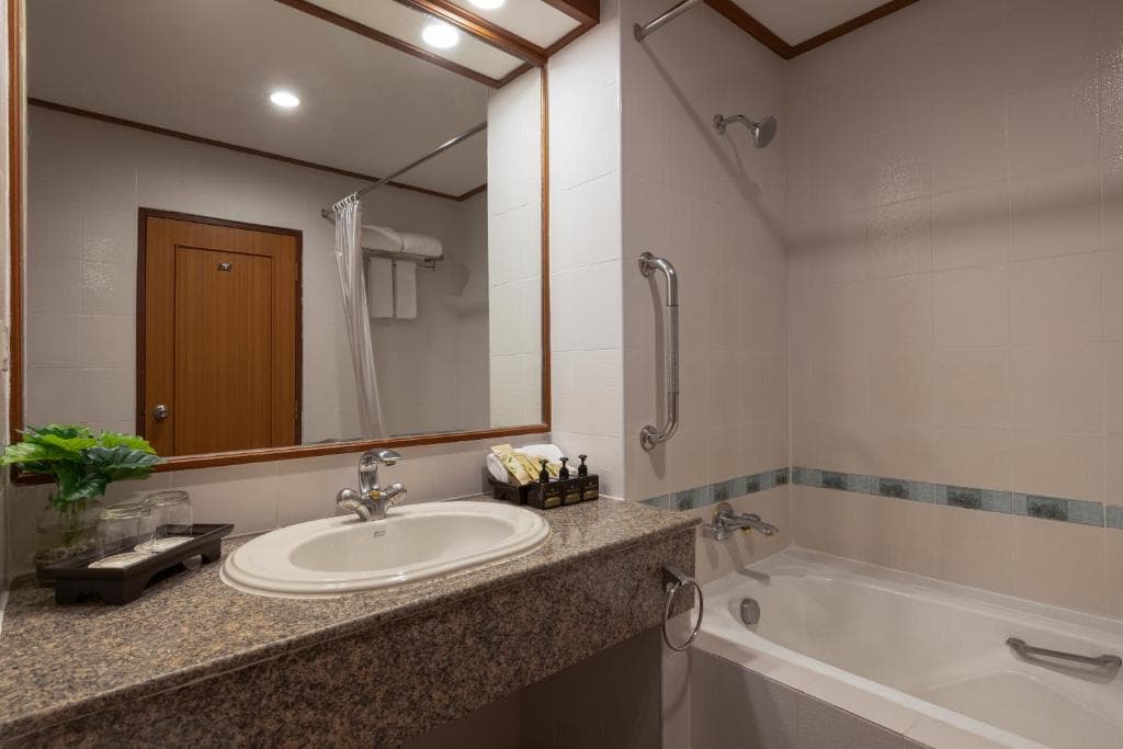 Hotel Royal Phuket City - 8