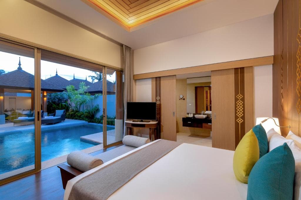 Splash Beach Resort Maikhao Phuket - 15
