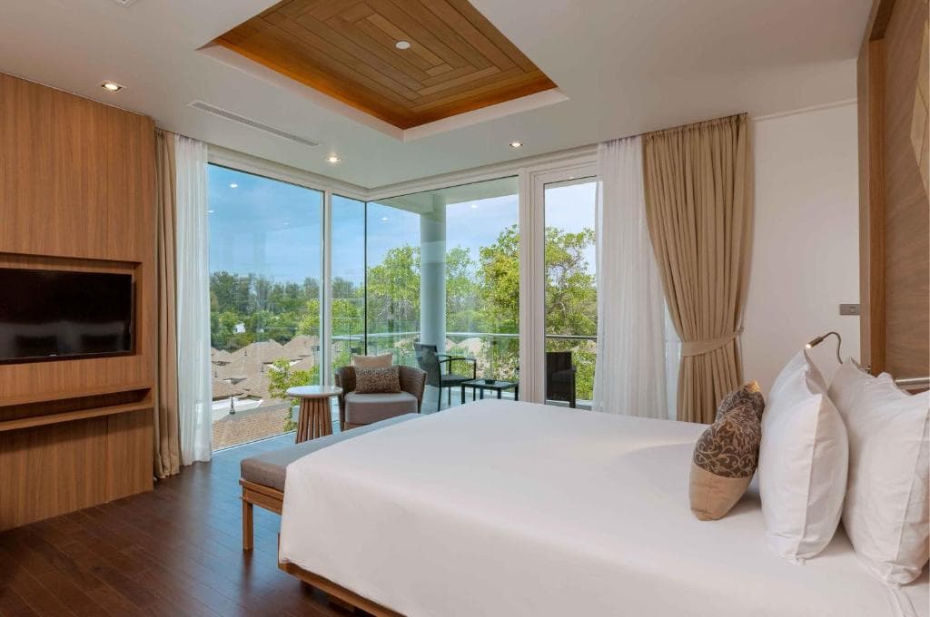 Splash Beach Resort Maikhao Phuket - 29