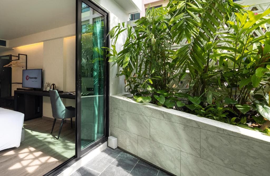 Travelodge Phuket Town - 41