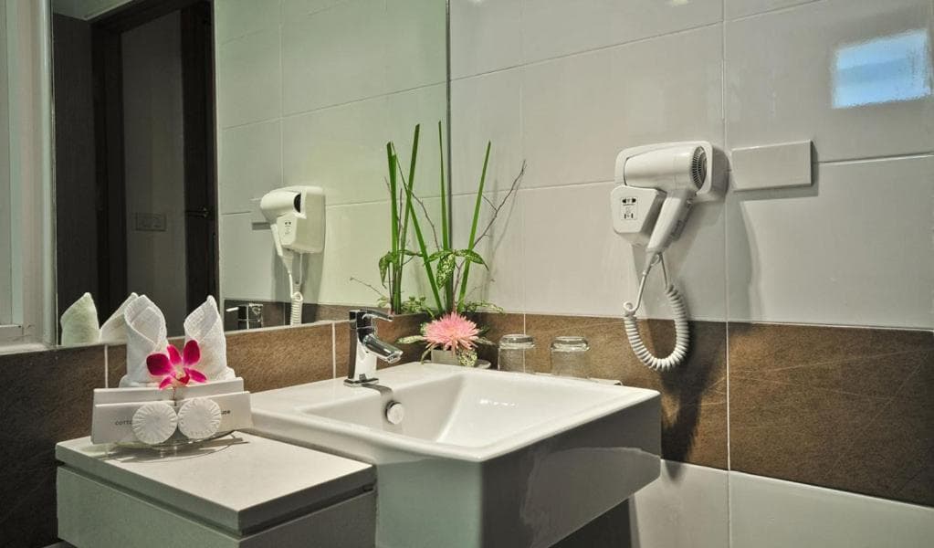 Hotel & Spa ASHLEE Plaza Patong - 44