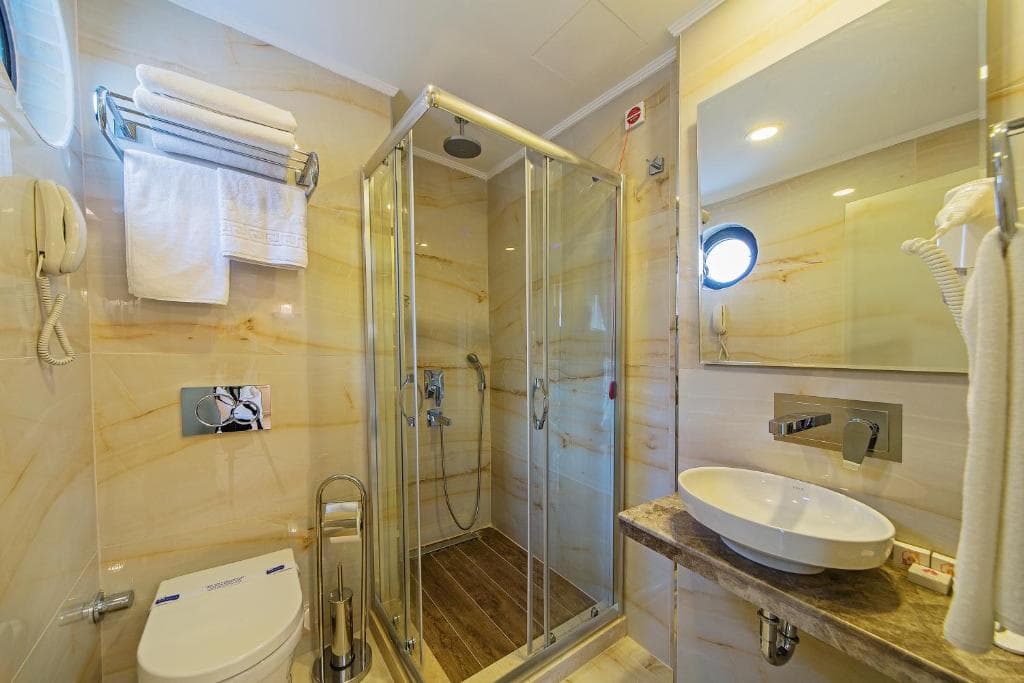 Grand Naki Hotel - 4