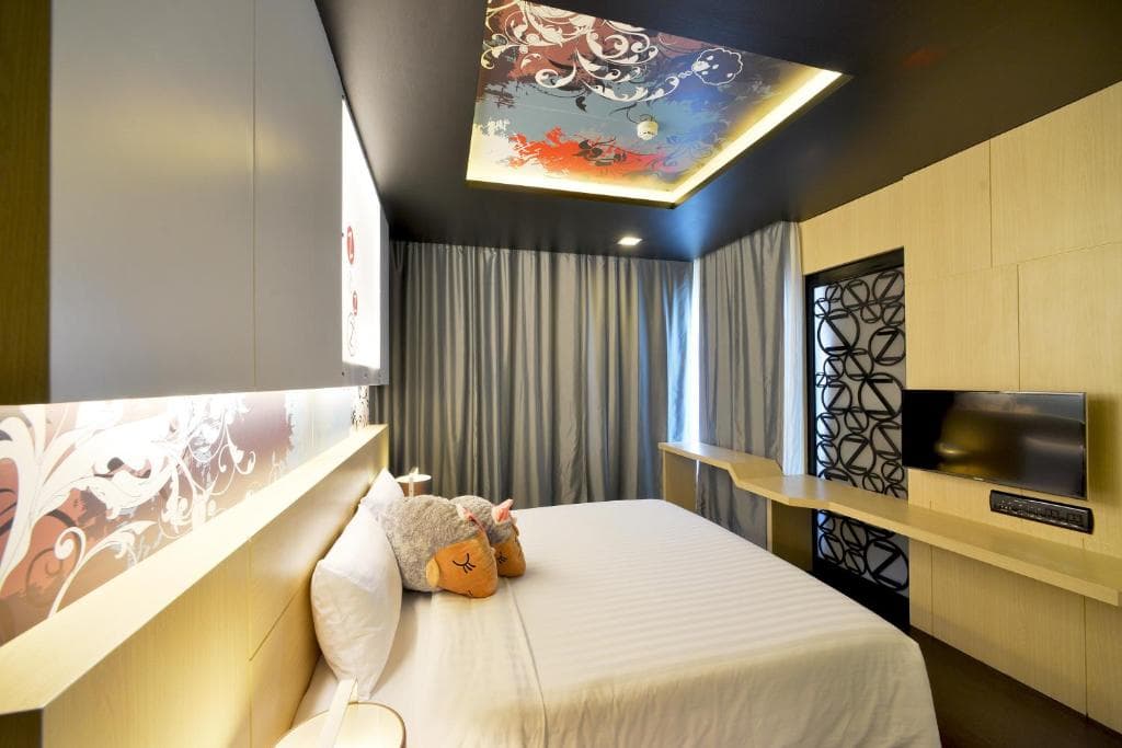 HOTEL SLEEP WITH ME design hotel @ patong - 3