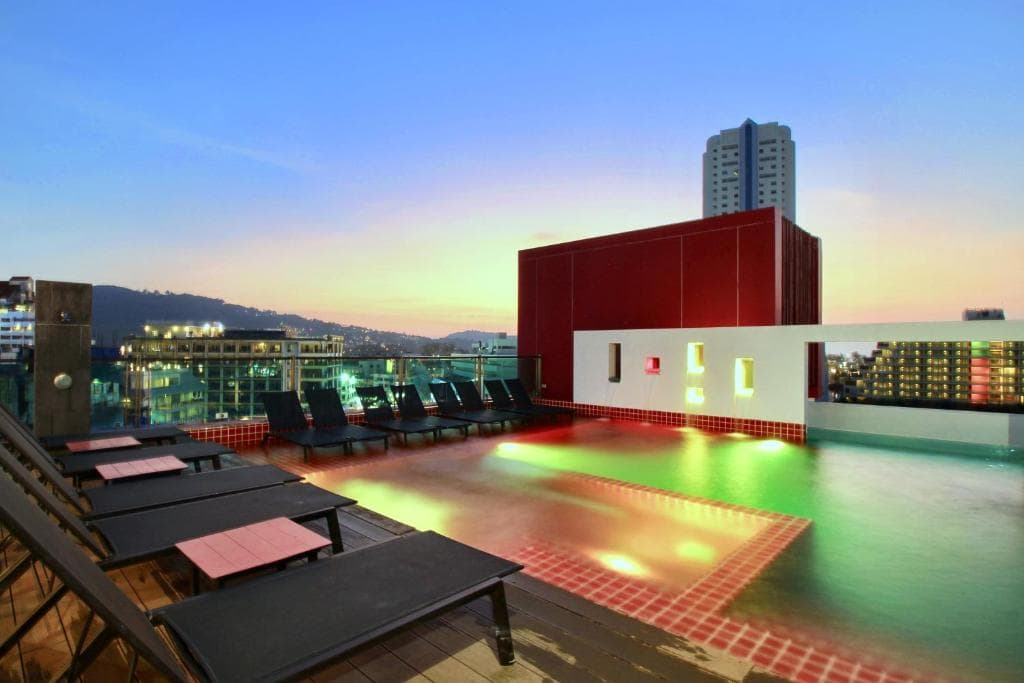 HOTEL SLEEP WITH ME design hotel @ patong - 15