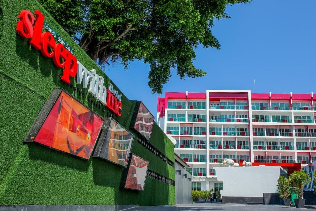 HOTEL SLEEP WITH ME design hotel @ patong - 17