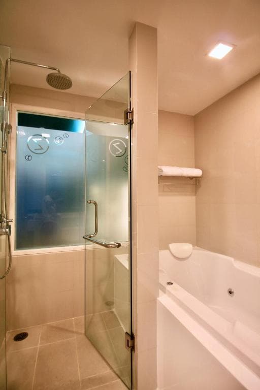 HOTEL SLEEP WITH ME design hotel @ patong - 34