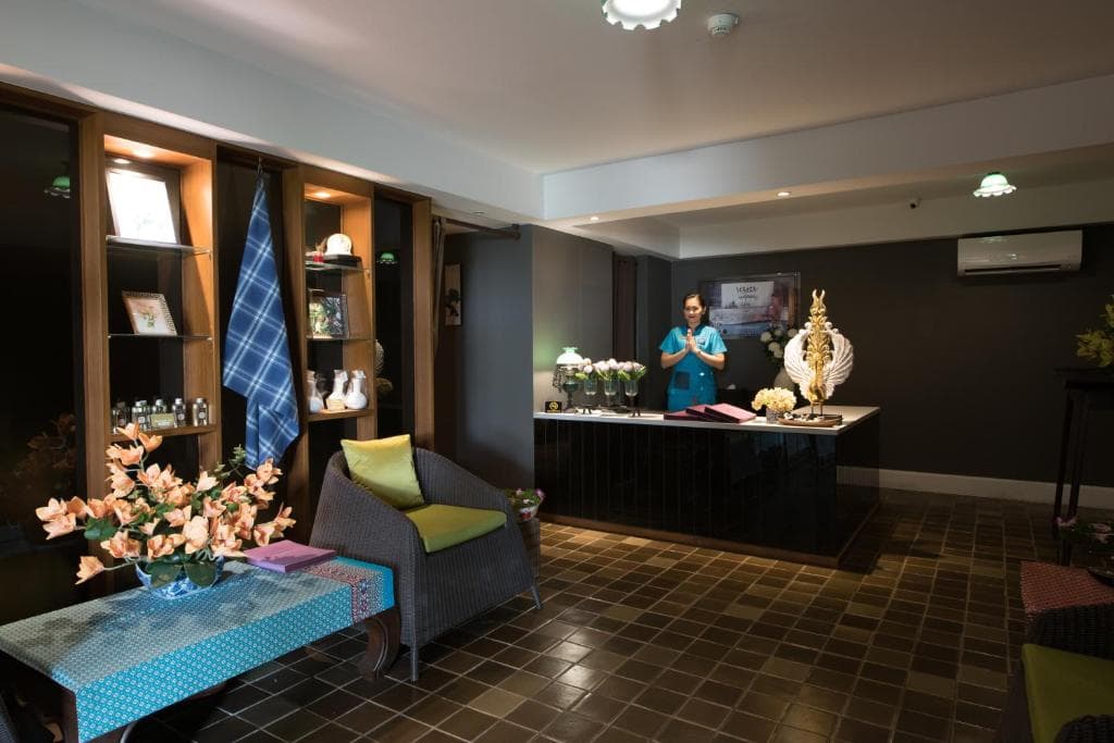 Sawaddi Patong Resort & Spa by Tolani - 40