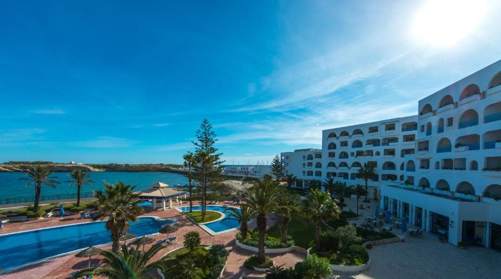 Regency Hotel & Spa - 3