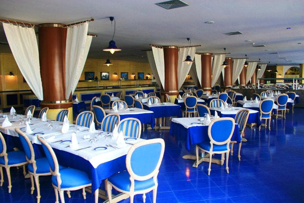 Regency Hotel & Spa - 43