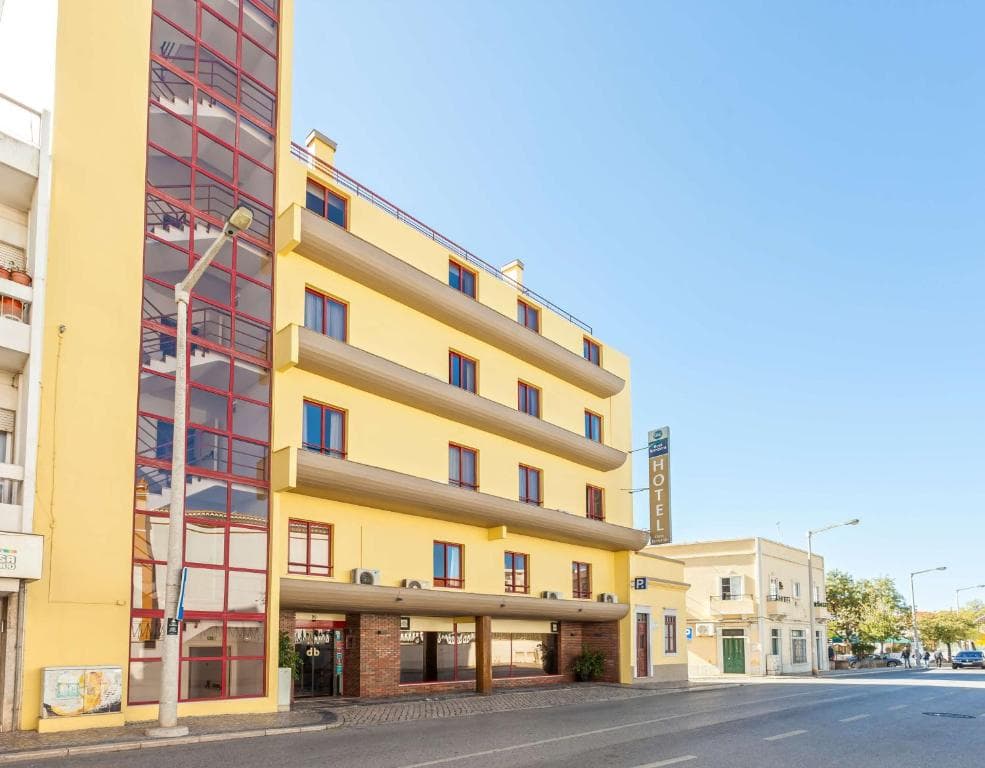 Best Western Hotel Dom Bernardo - 1