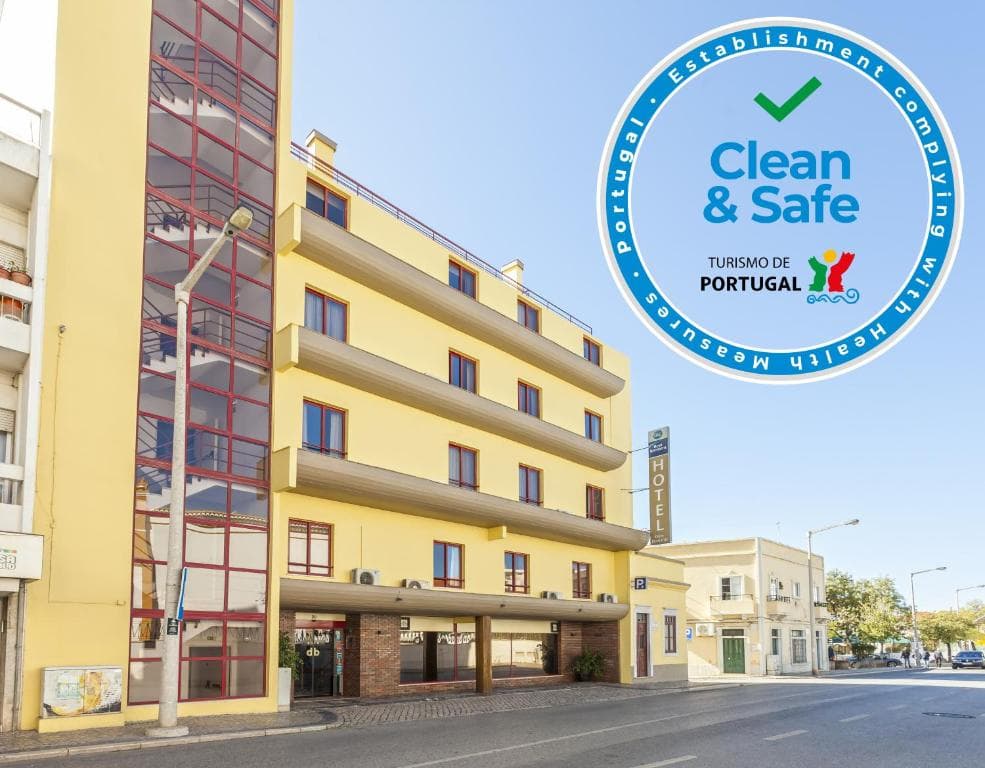 Best Western Hotel Dom Bernardo - 9
