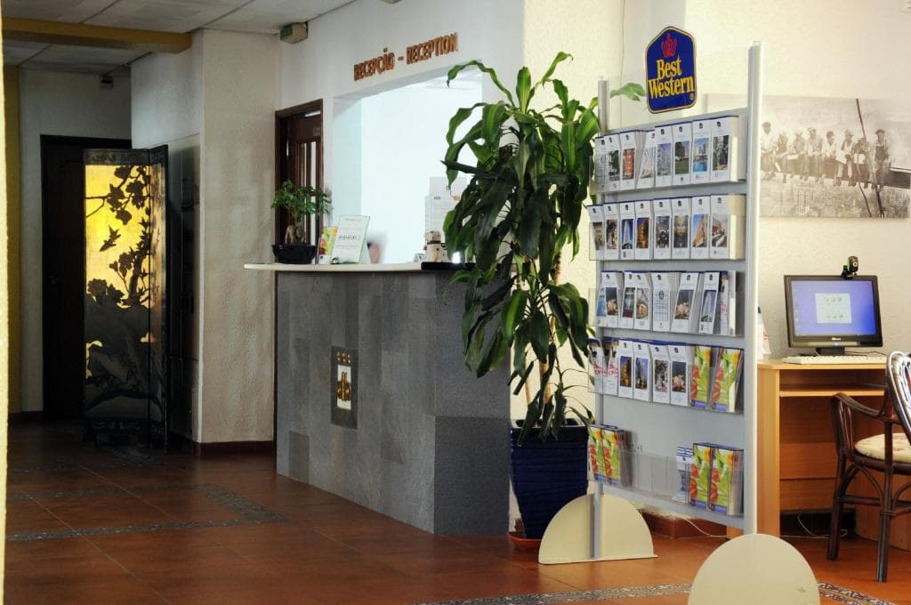 Best Western Hotel Dom Bernardo - 27