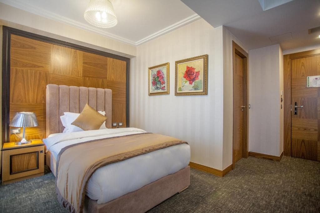 Hotel Colosseo Tirana - 13