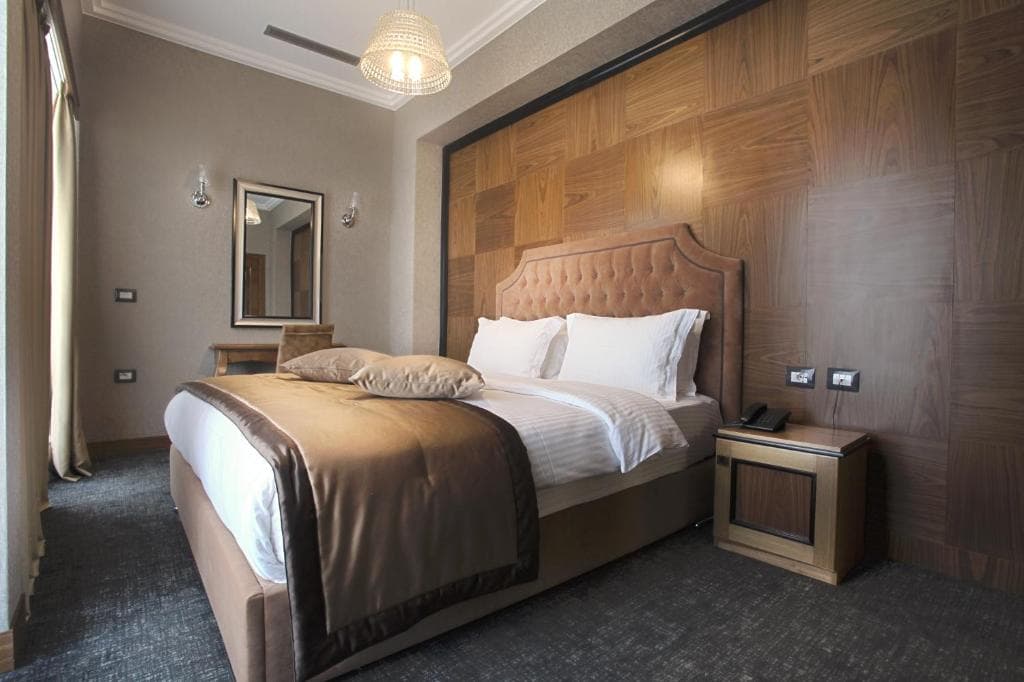 Hotel Colosseo Tirana - 17
