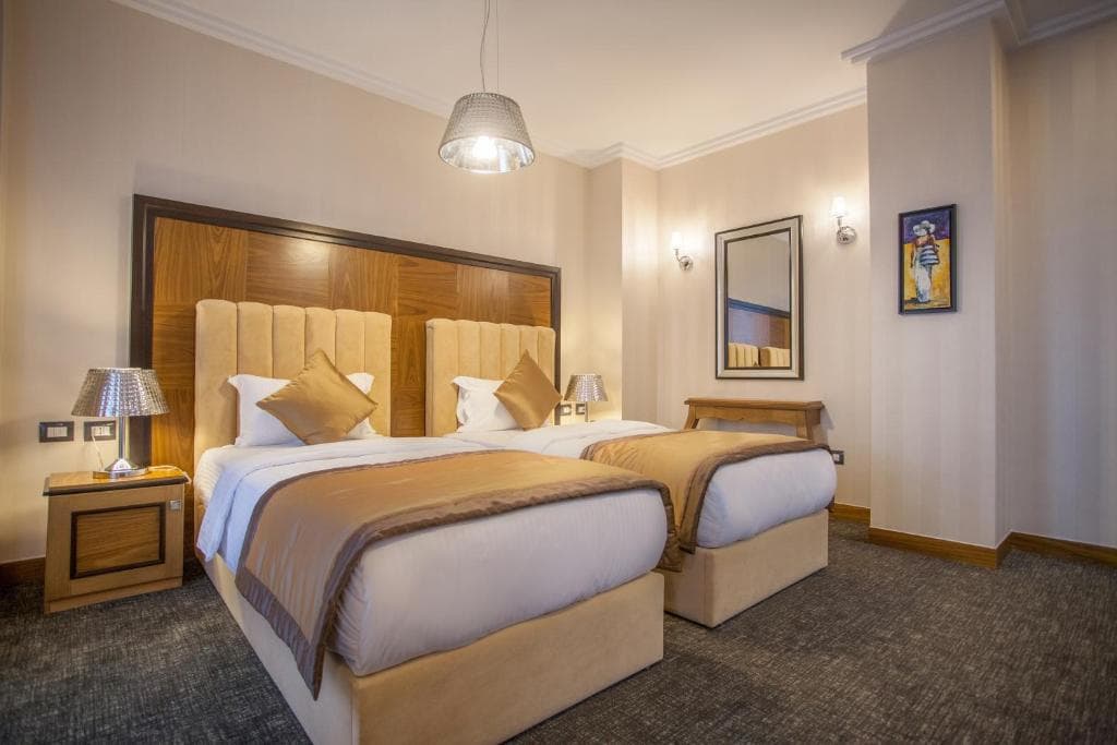 Hotel Colosseo Tirana - 21