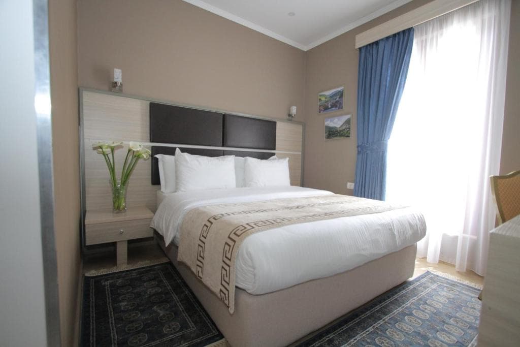 Hotel Capital Tirana - 23