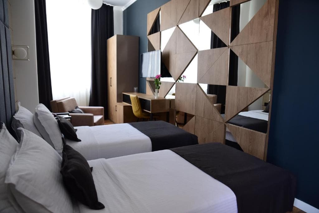 Hotel Comfort - 8