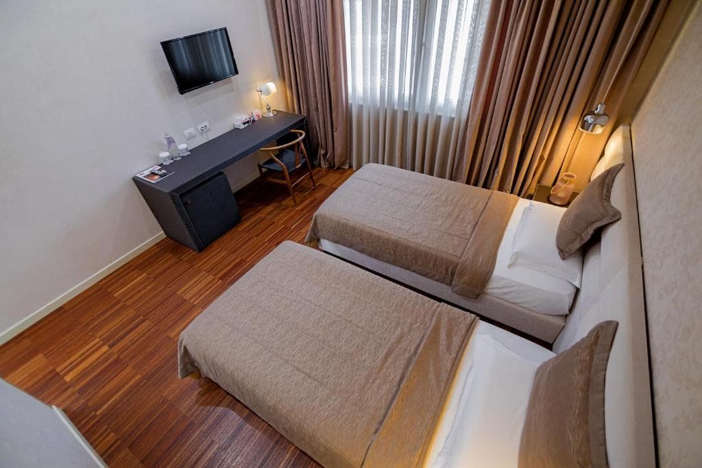 Hotel La Bohème - 11