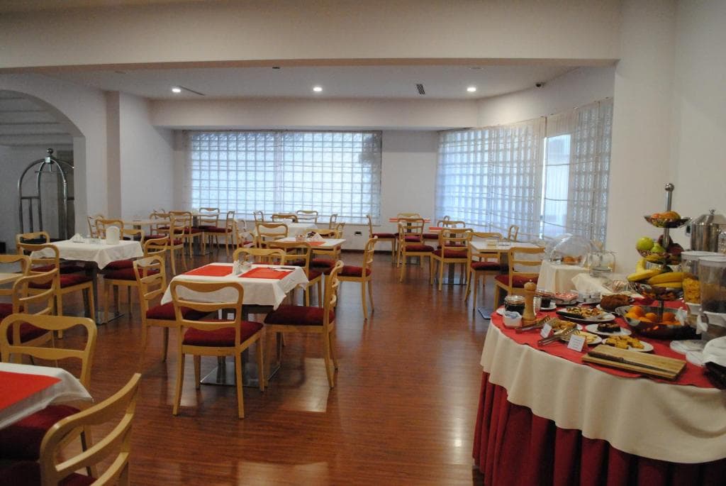 Hotel Sky 2 Tirana - 4