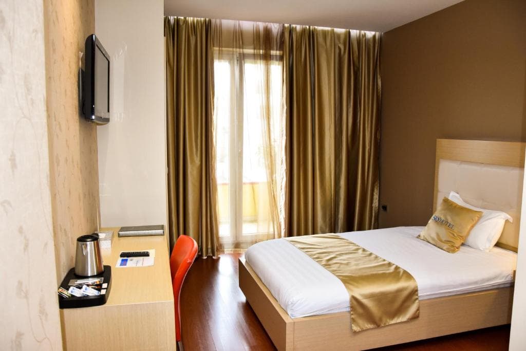 Hotel Sky 2 Tirana - 20