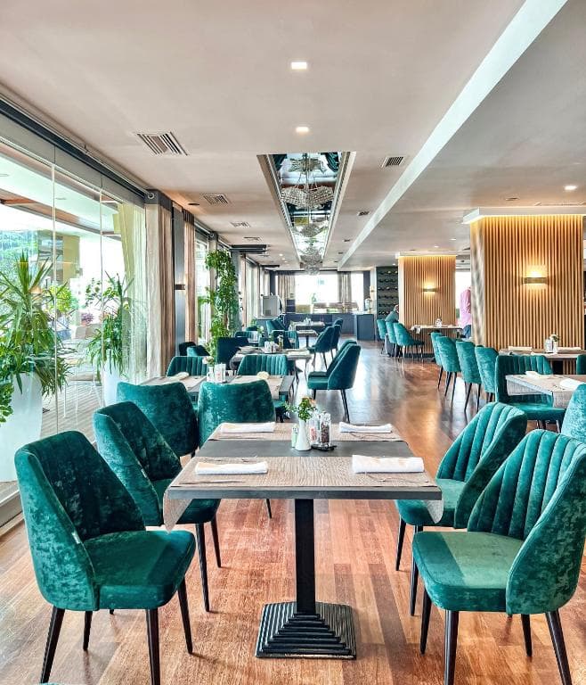 Hotel & Conference Centre Tirana International - 2
