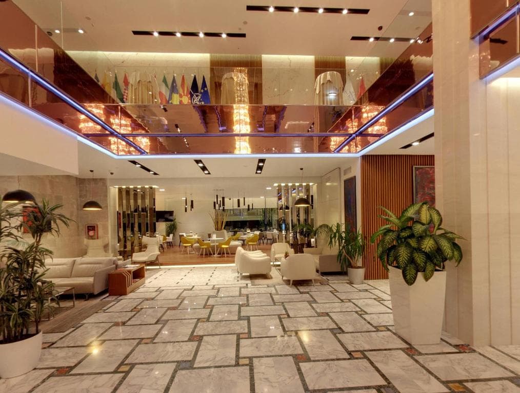 Hotel & Conference Centre Tirana International - 12
