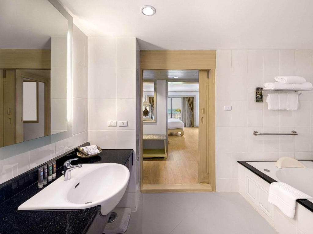 Novotel Phuket Resort - 19