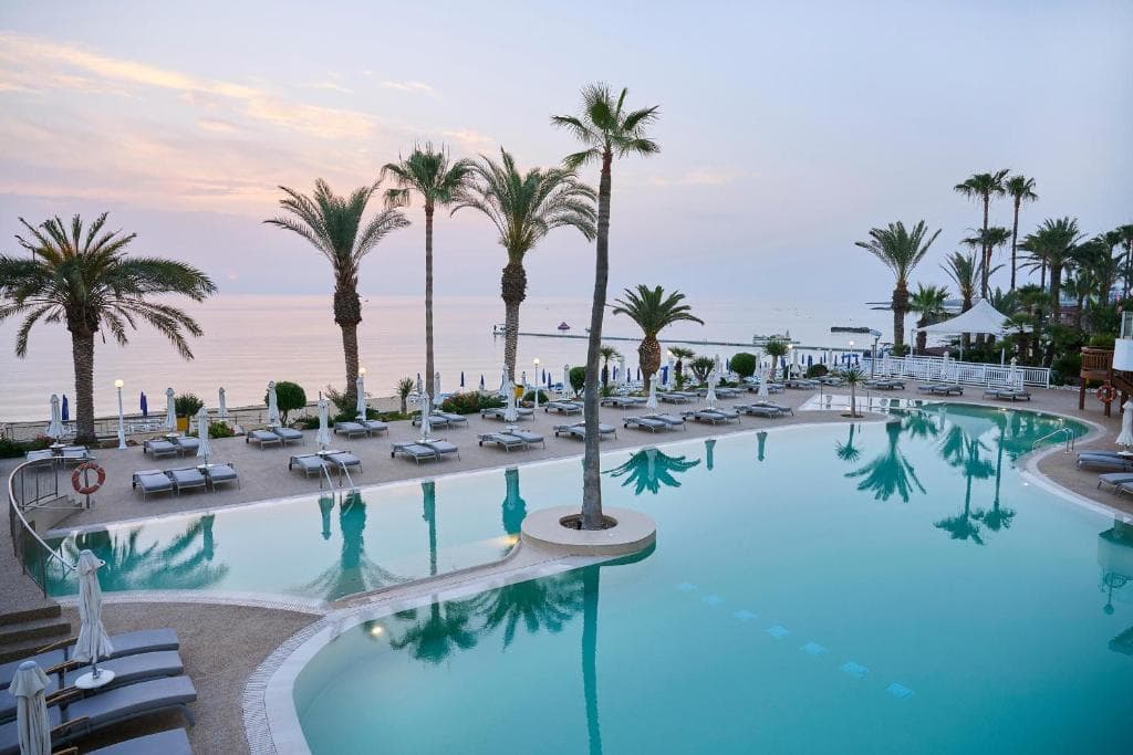 Sunrise Beach Hotel - 2