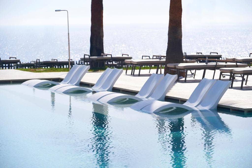 Sunrise Jade - Adults Only - 10