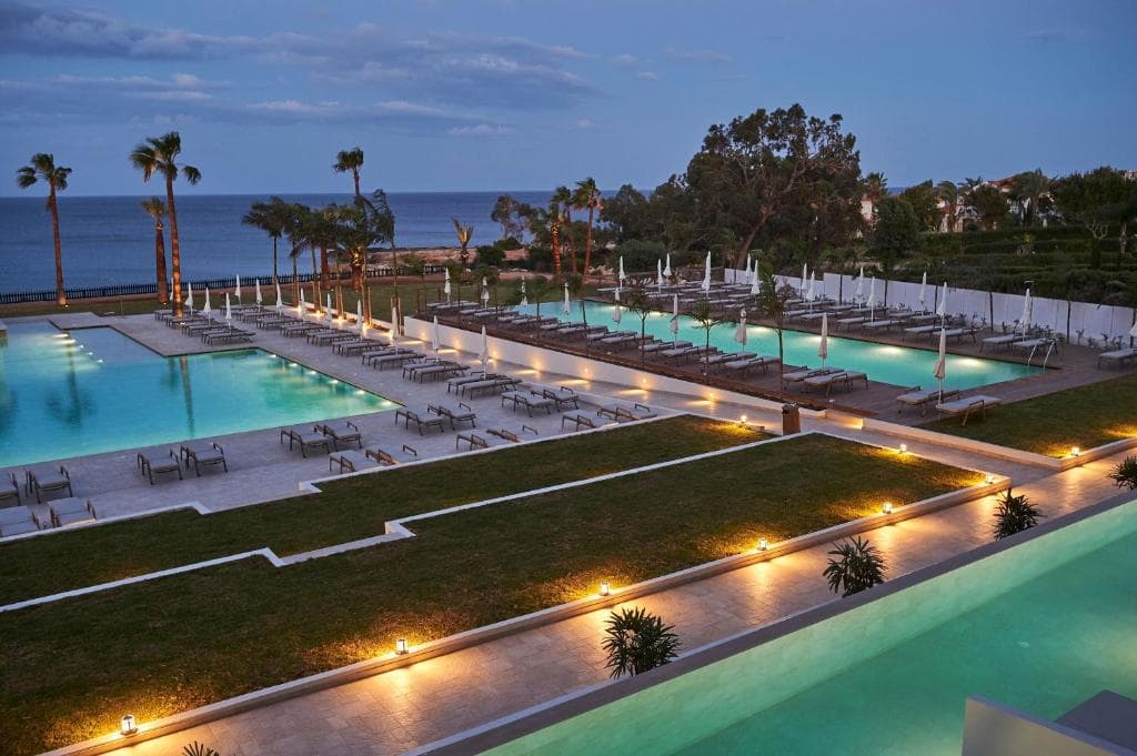 Sunrise Jade - Adults Only - 14