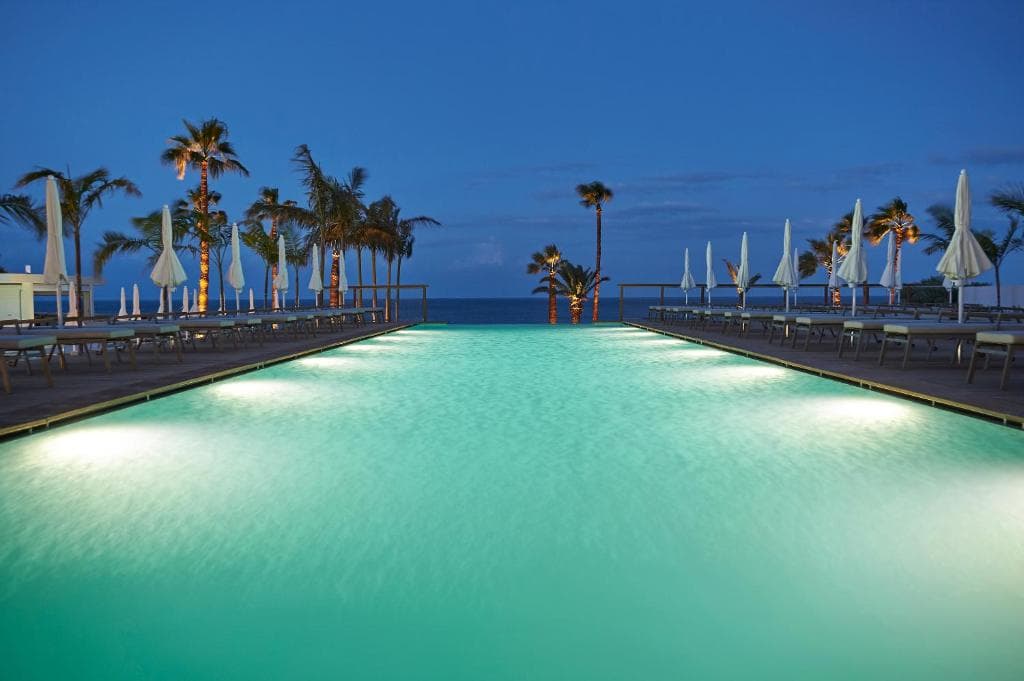 Sunrise Jade - Adults Only - 16