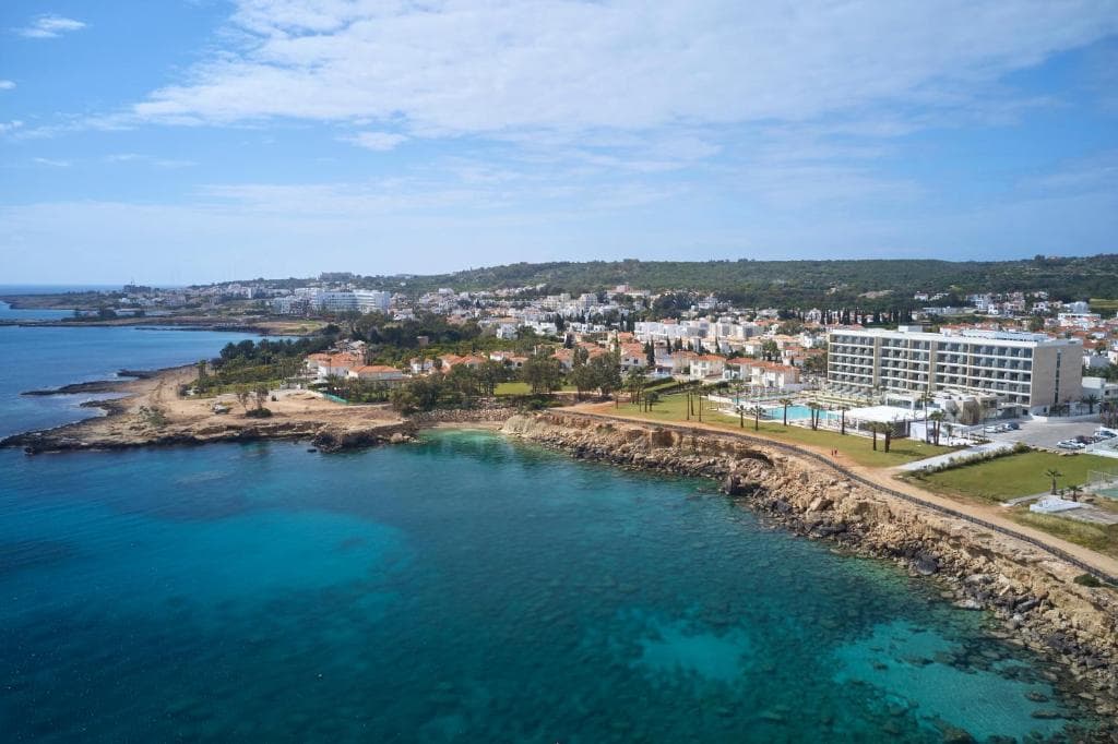 Sunrise Jade - Adults Only - 19