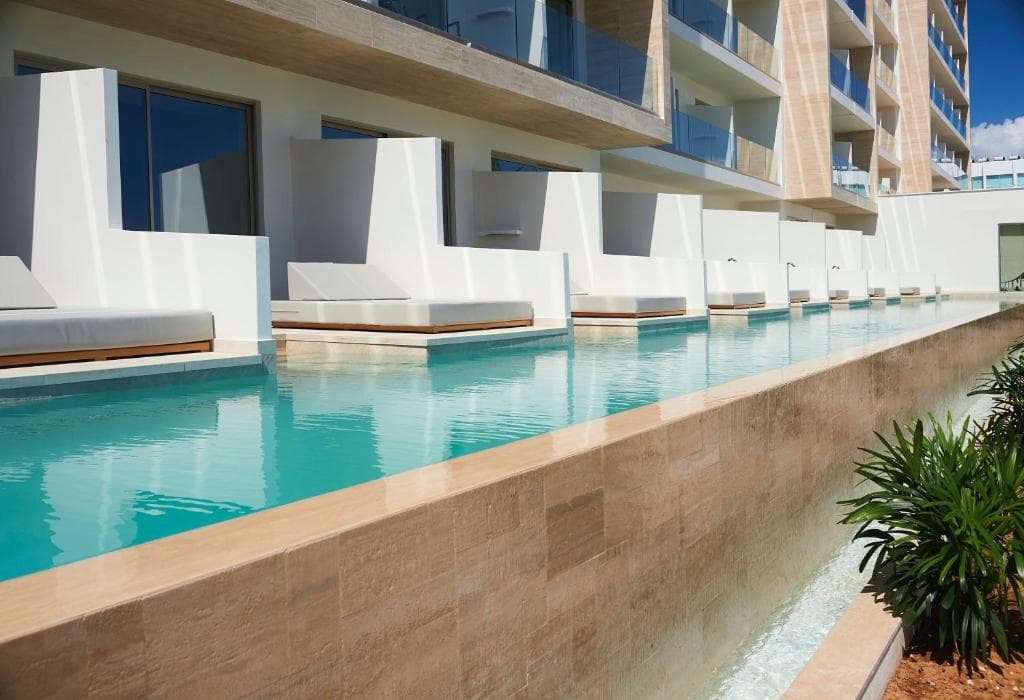 Sunrise Jade - Adults Only - 30