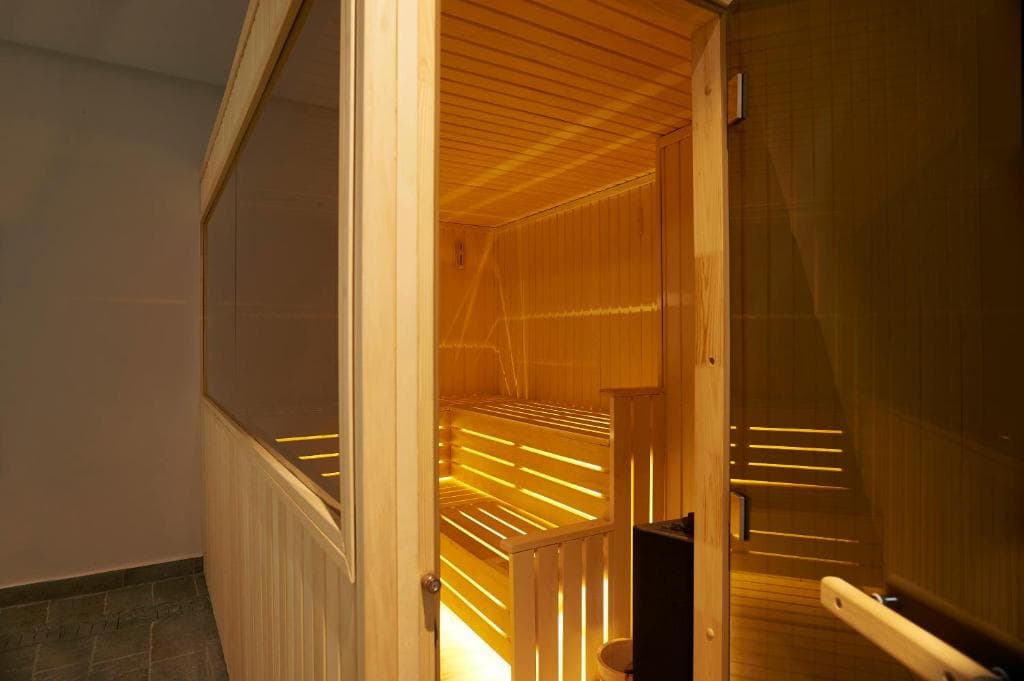 Sunrise Jade - Adults Only - 36