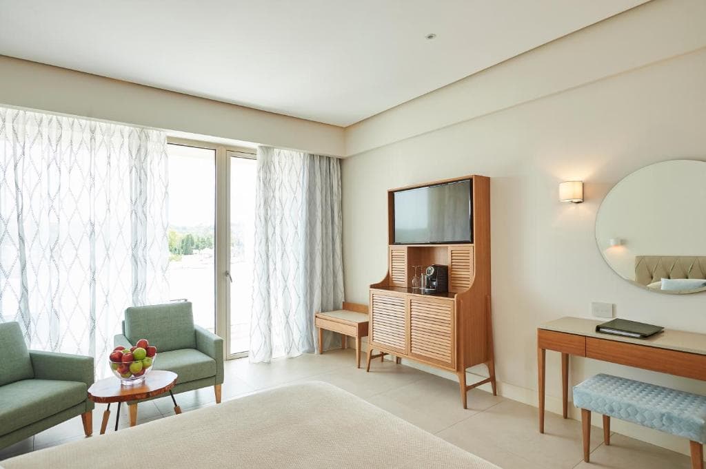 Sunrise Jade - Adults Only - 41