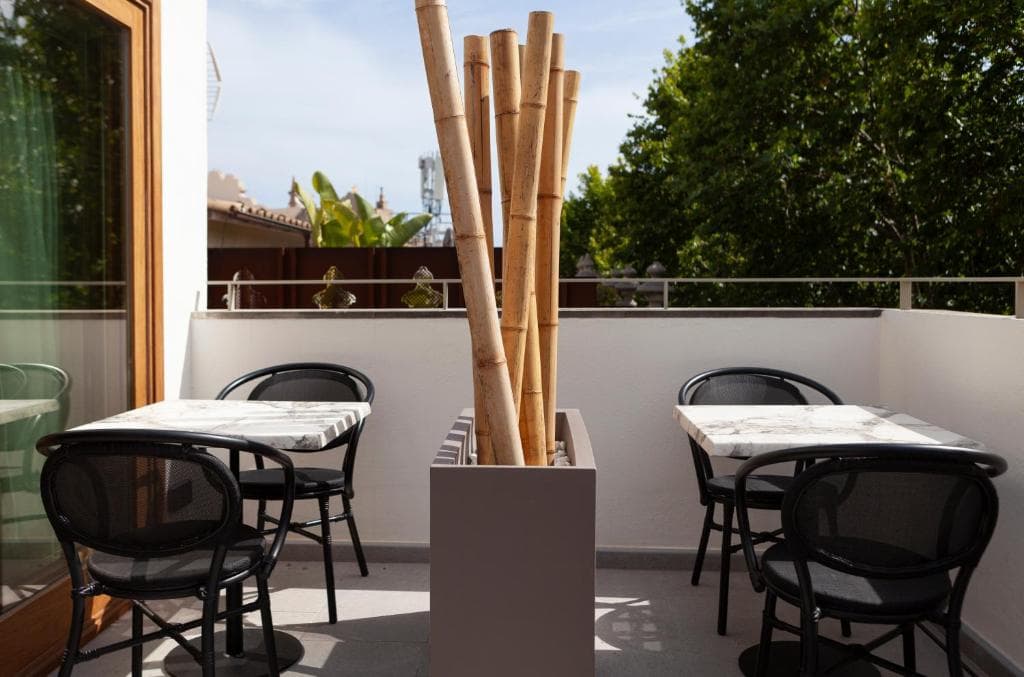 Nivia Born Boutique Hotel - 36