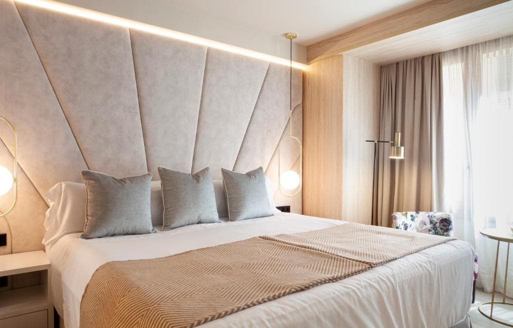 Nivia Born Boutique Hotel - 37