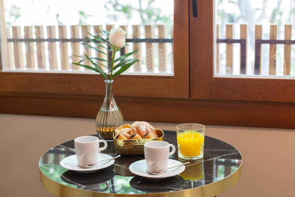 Nivia Born Boutique Hotel - 38