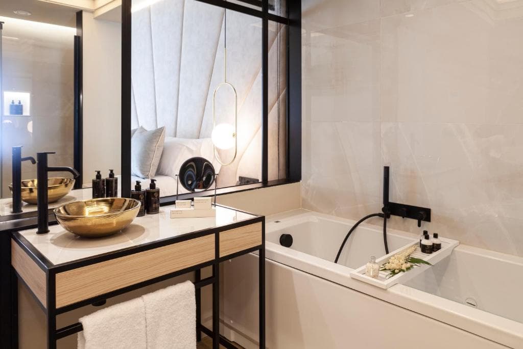 Nivia Born Boutique Hotel - 40