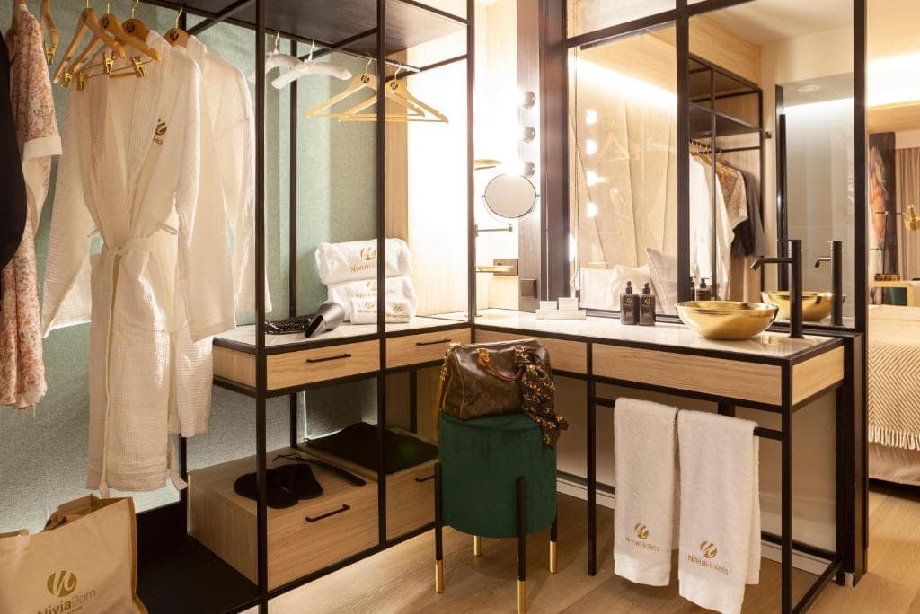 Nivia Born Boutique Hotel - 43