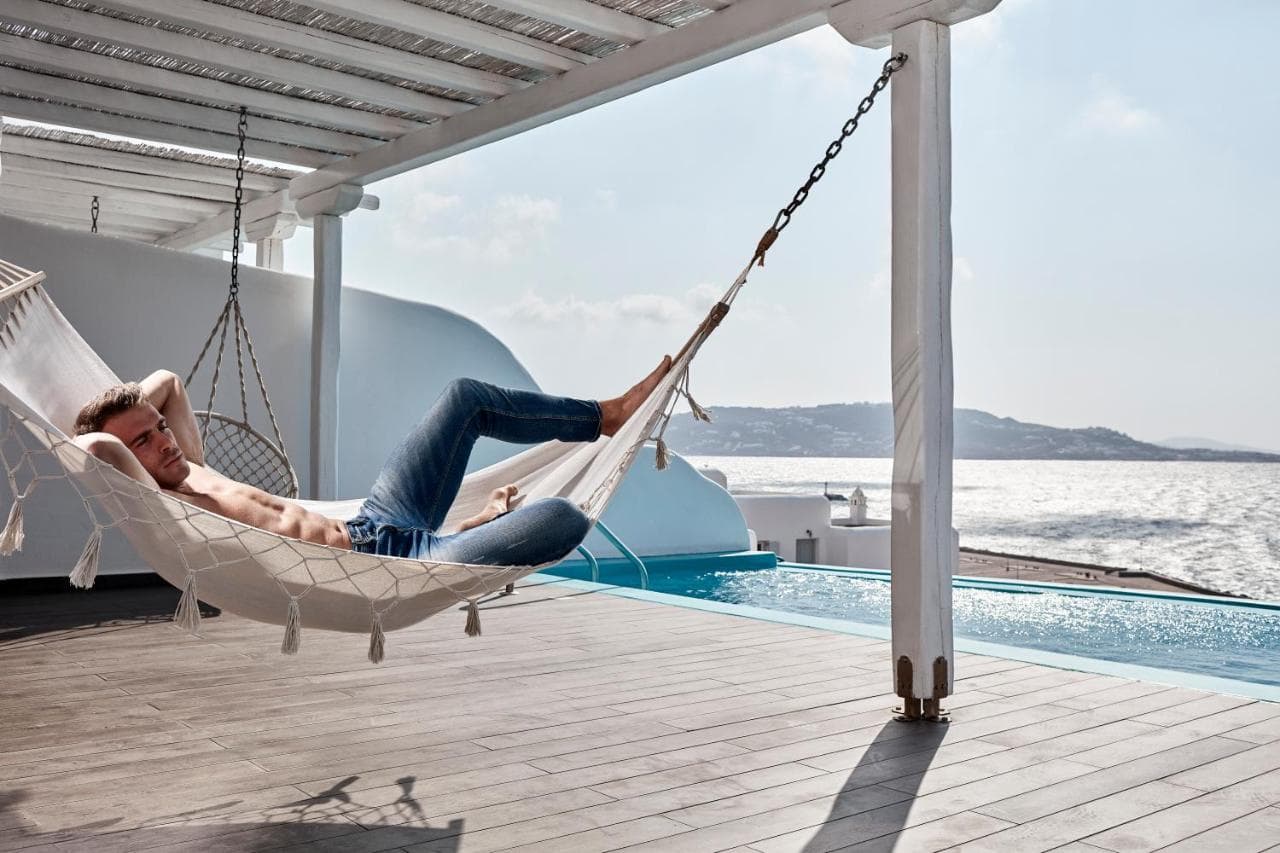 Kouros Hotel & Suites - 2